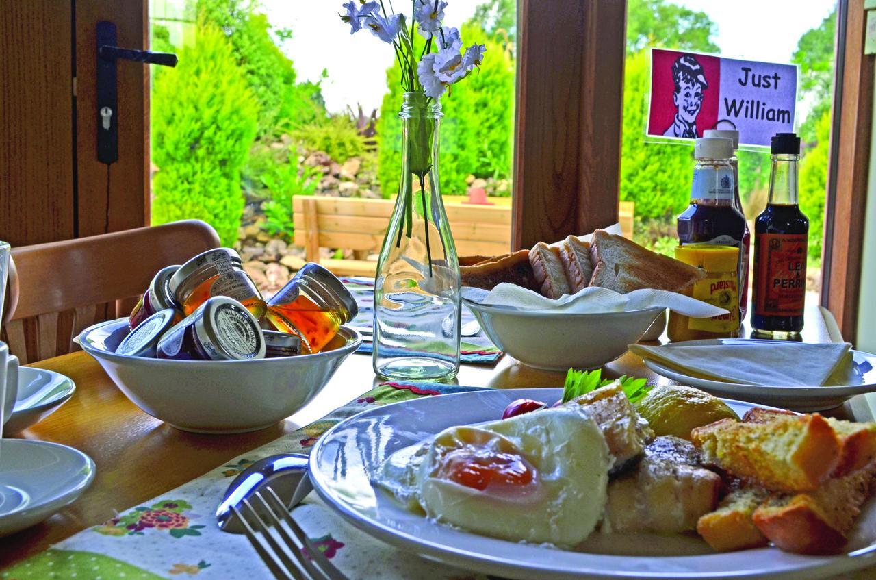Widbrook Barns Bed & Breakfast Bradford-On-Avon Dış mekan fotoğraf