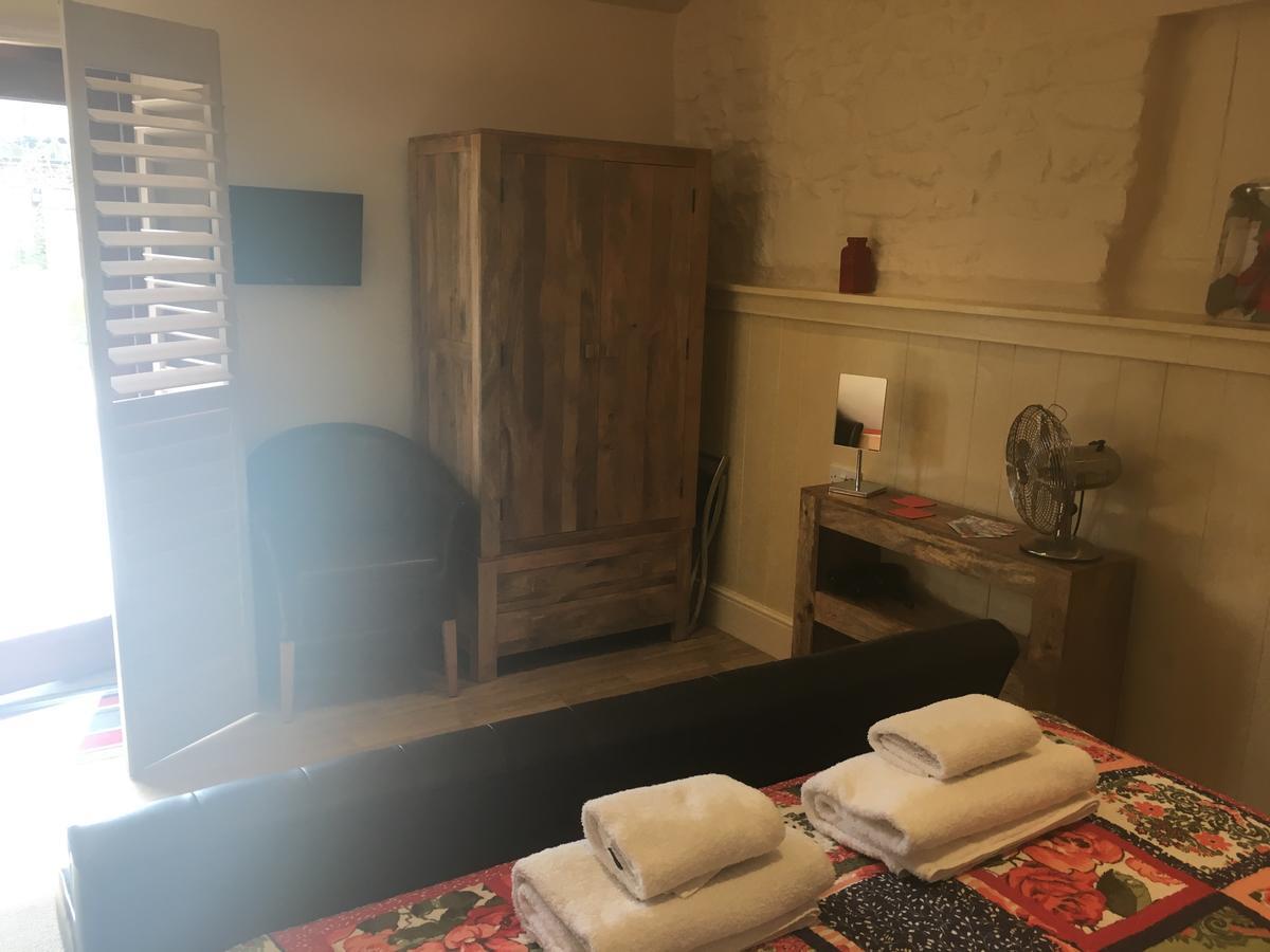 Widbrook Barns Bed & Breakfast Bradford-On-Avon Dış mekan fotoğraf