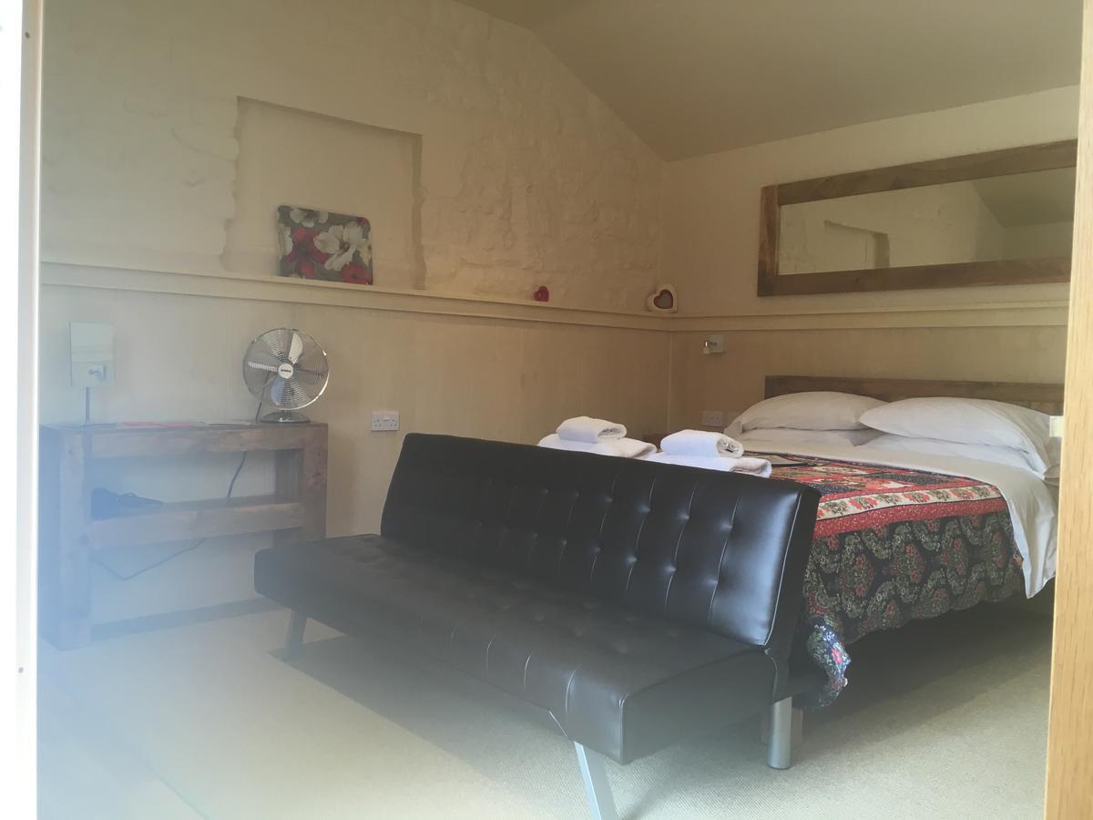 Widbrook Barns Bed & Breakfast Bradford-On-Avon Dış mekan fotoğraf